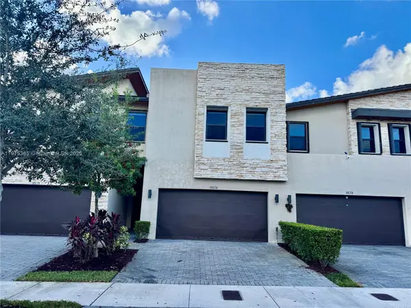 10574 NW 81 St Terrace, Doral, FL 33178