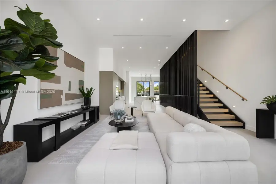 86 SW 28th Rd #7, Miami, FL 33129 - Image #3