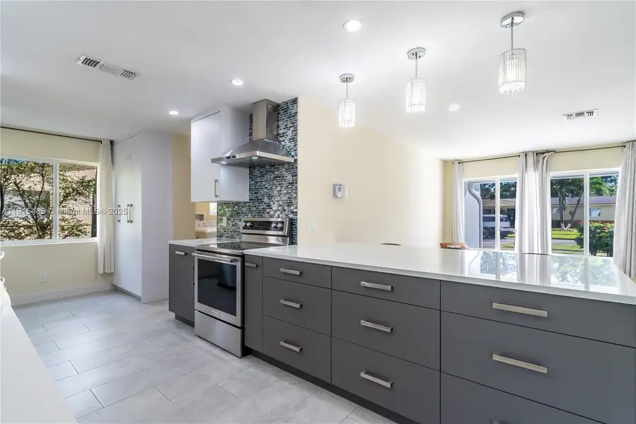 2631 NW 47th Ave, Lauderhill, FL 33313 - Image #3