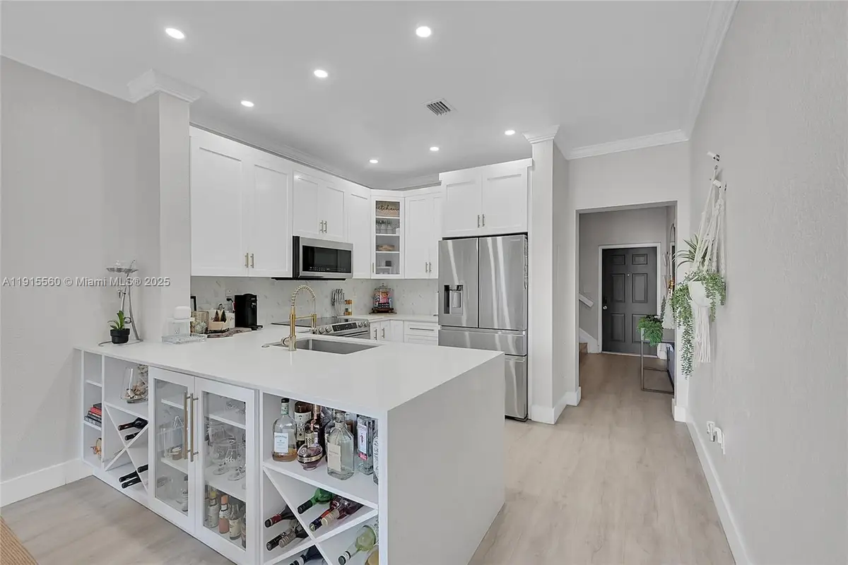 7060 NW 177th St #204-12, Hialeah, FL 33015 - Image #1