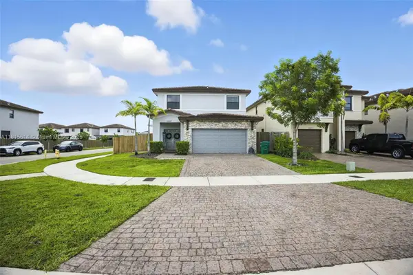 25009 SW 108th Ave, Homestead, FL 33032