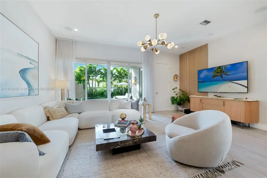 2410 SW 16th Ave, Miami, FL 33145 - Image #3