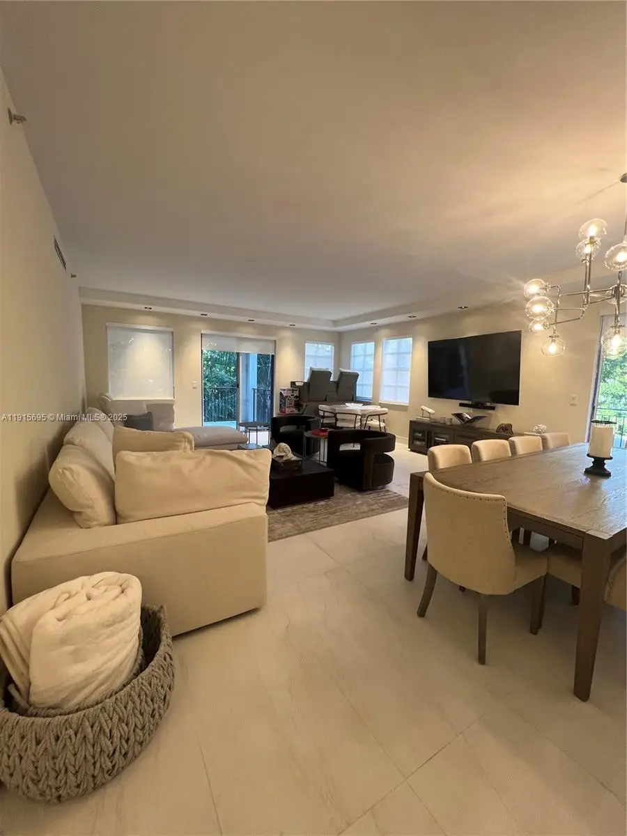 3900 Island Blvd #B308, Aventura, FL 33160 - Image #3