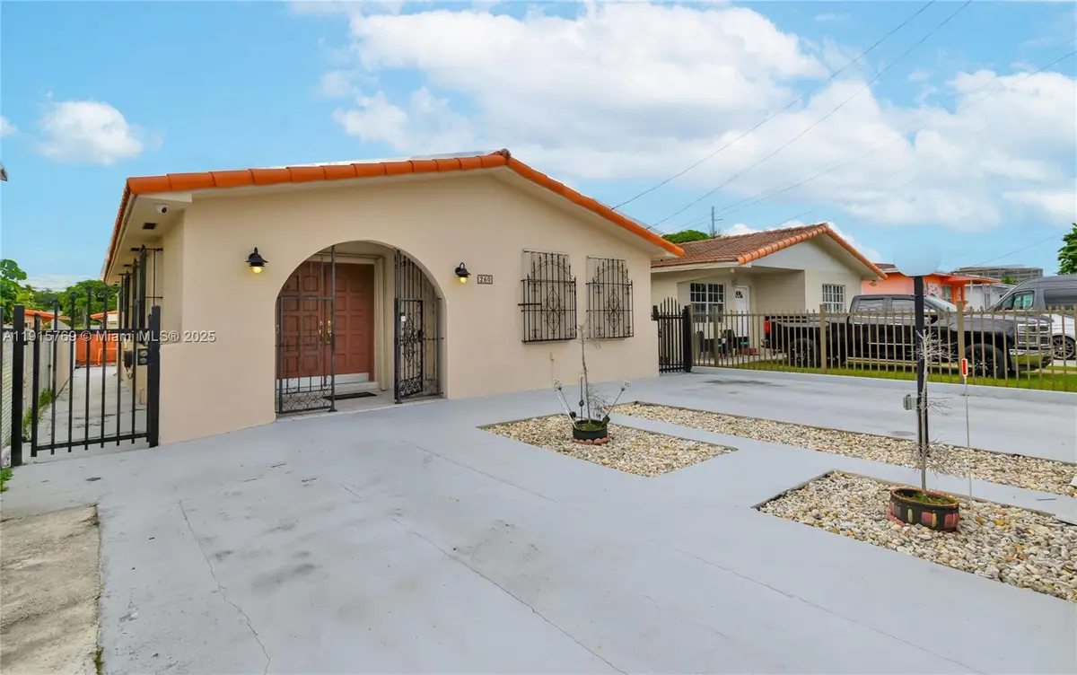 260 NW 60th Ct, Miami, FL 33126 - Image #1