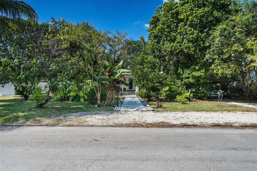 6632 SW 64th Ave, South Miami, FL 33143 - Image #2