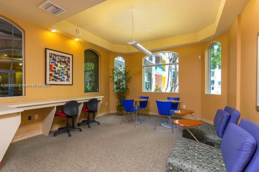 6001 SW 70th St #115, South Miami, FL 33143 - Image #3