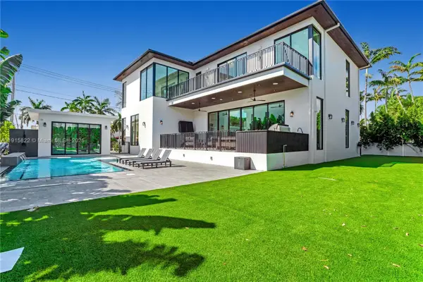 9045 Hawthorne Ave, Surfside, FL 33154