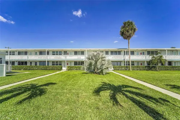 851 Atlantic Shores Blvd #121, Hallandale Beach, FL 33009