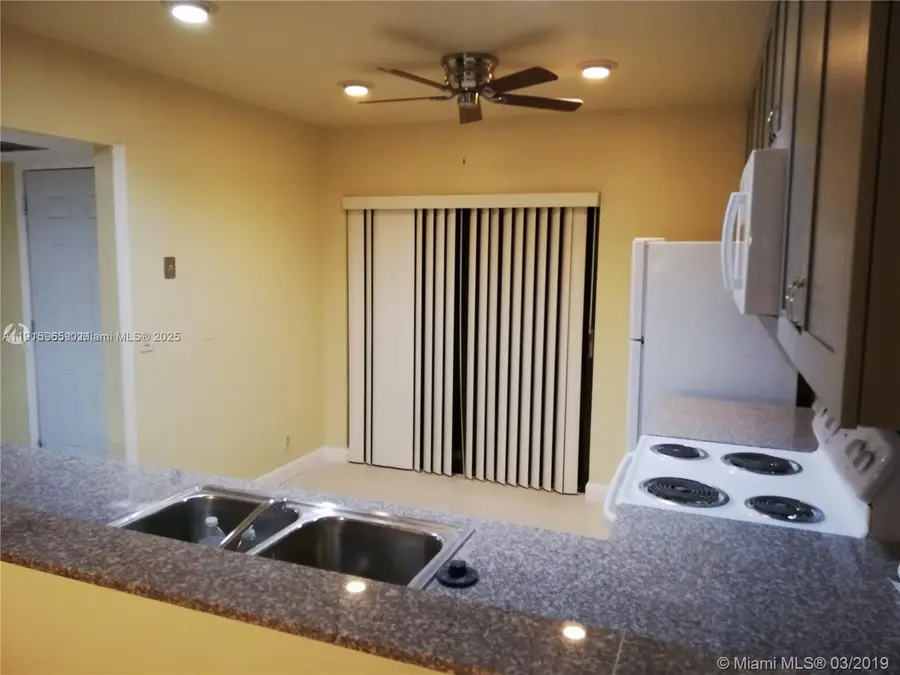 6985 NW 29th Ln, Fort Lauderdale, FL 33309 - Image #3