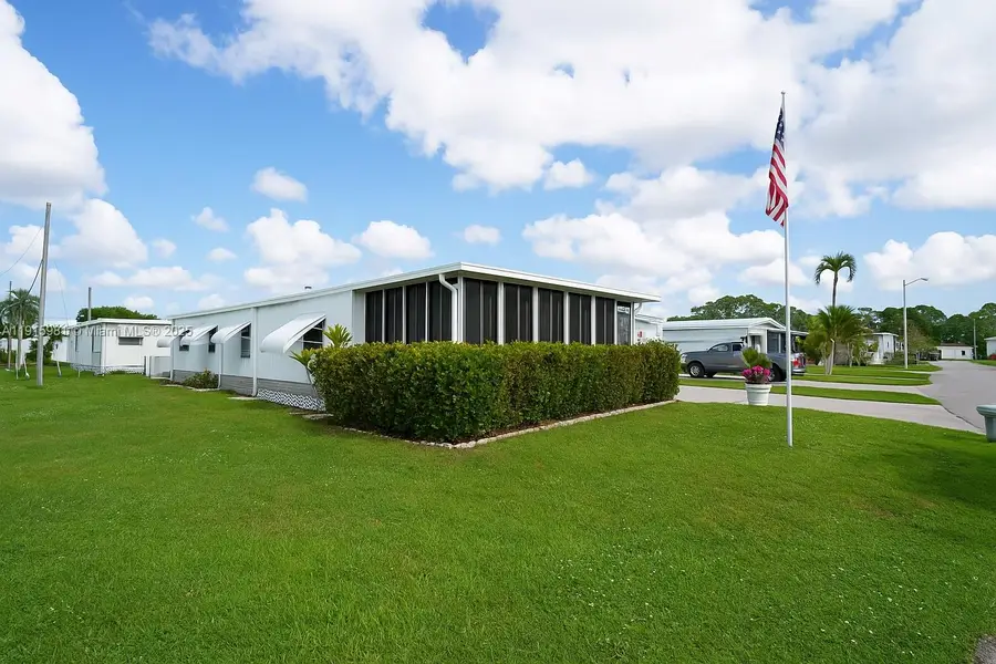 1002 1002 Sunrise Blvd, Naples, FL 34110 - Image #3