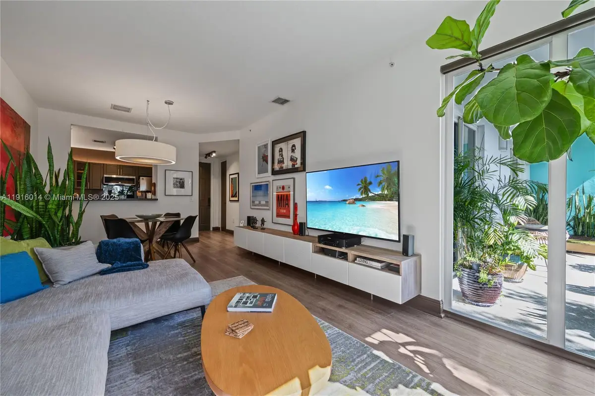 652 NE 63rd St #403, Miami, FL 33138 - Image #1