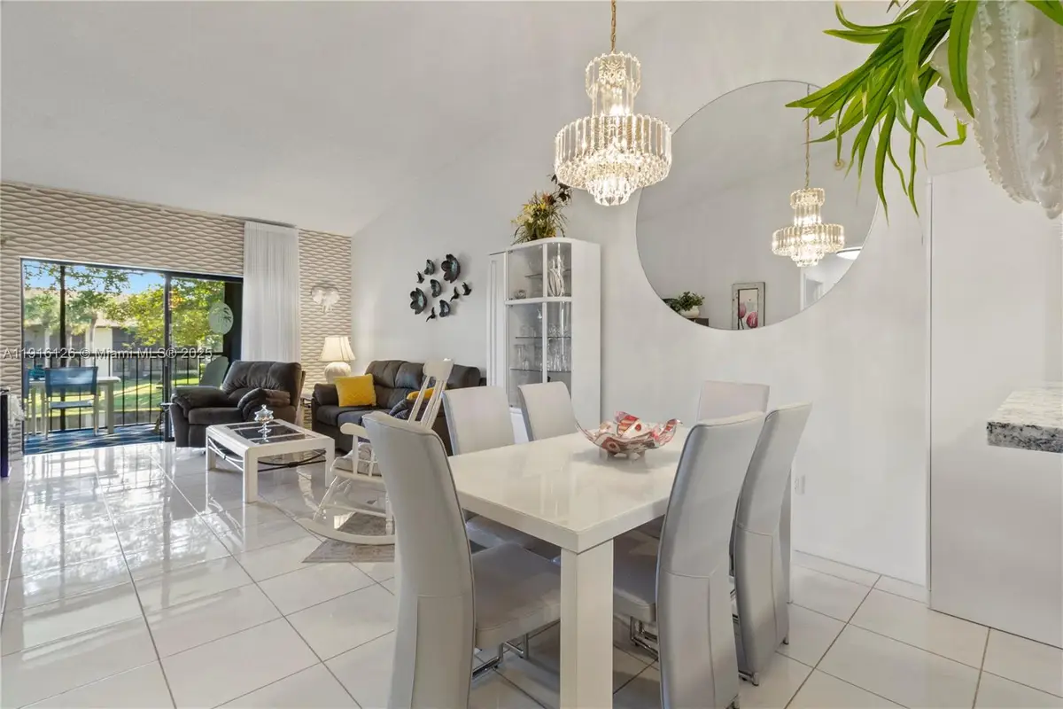 7831 Willow Spring Dr #525, Lake Worth, FL 33467 - Image #1