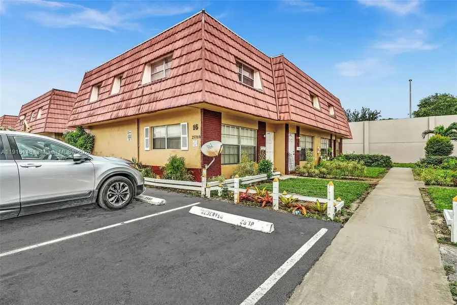 2580 NW 52nd Ave #C16, Lauderhill, FL 33313 - Image #2