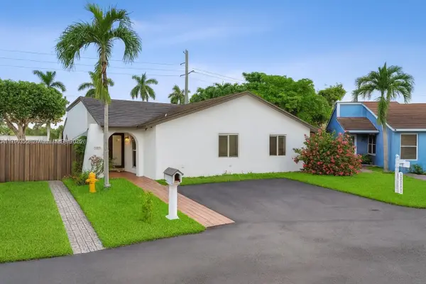 3250 SW 116th Pl, Miami, FL 33165