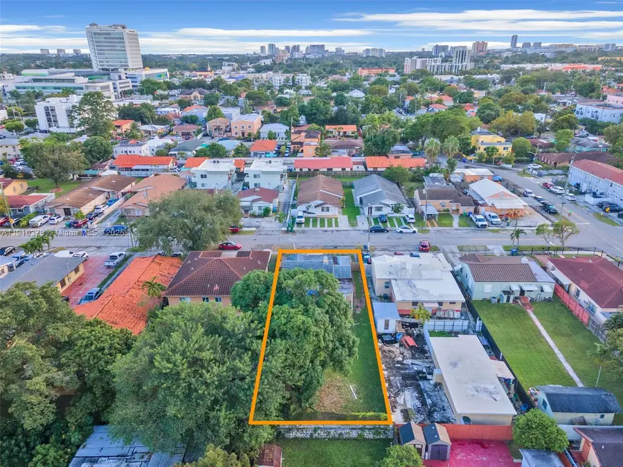 2811 SW 3rd St, Miami, FL 33135 - Image #3