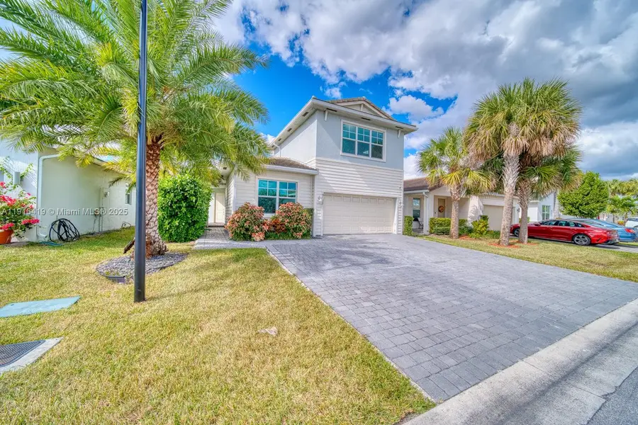 4147 Rosa Dr, Deerfield Beach, FL 33064 - Image #2