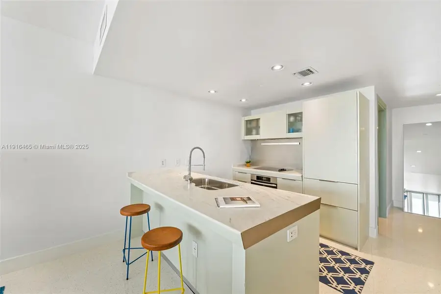 200 Biscayne Boulevard Way #4005, Miami, FL 33131 - Image #3