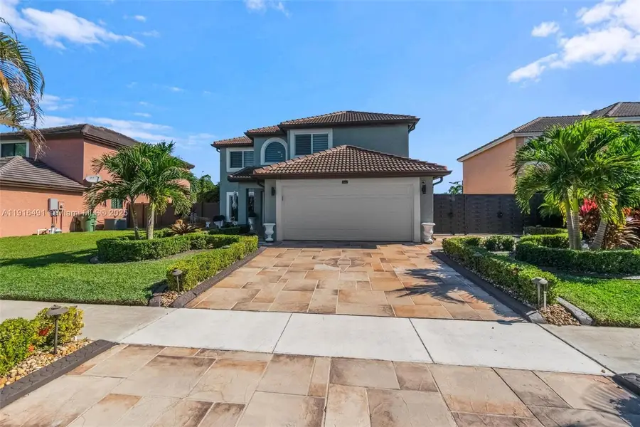 1521 SW 87th Ter, Pembroke Pines, FL 33025 - Image #2