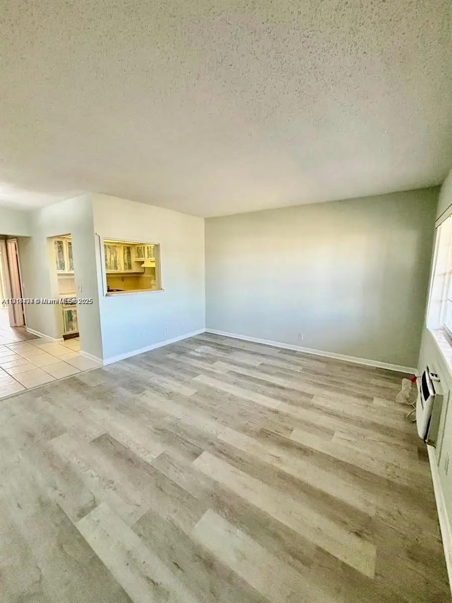 119 Salisbury #E, West Palm Beach, FL 33417 - Image #2