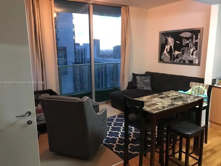 300 South Biscayne Blvd #3209, Miami, FL 33131 - Image #2