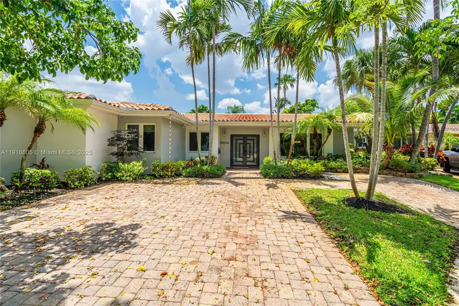 19694 NE 23rd Ct, Miami, FL 33180 - Image #3