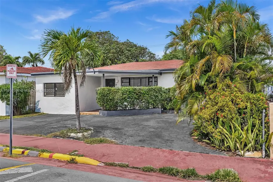 725 82nd St, Miami Beach, FL 33141 - Image #2