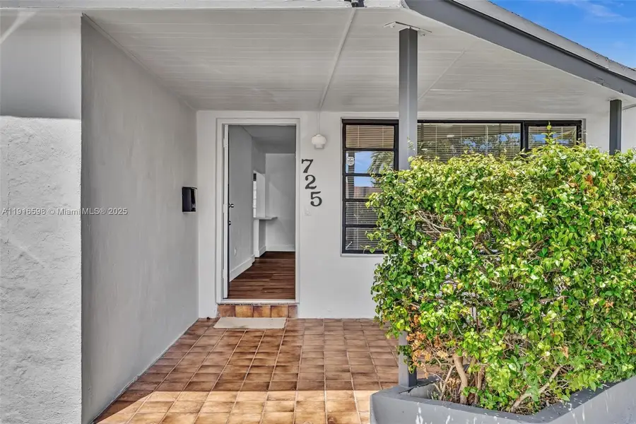 725 82nd St, Miami Beach, FL 33141 - Image #3