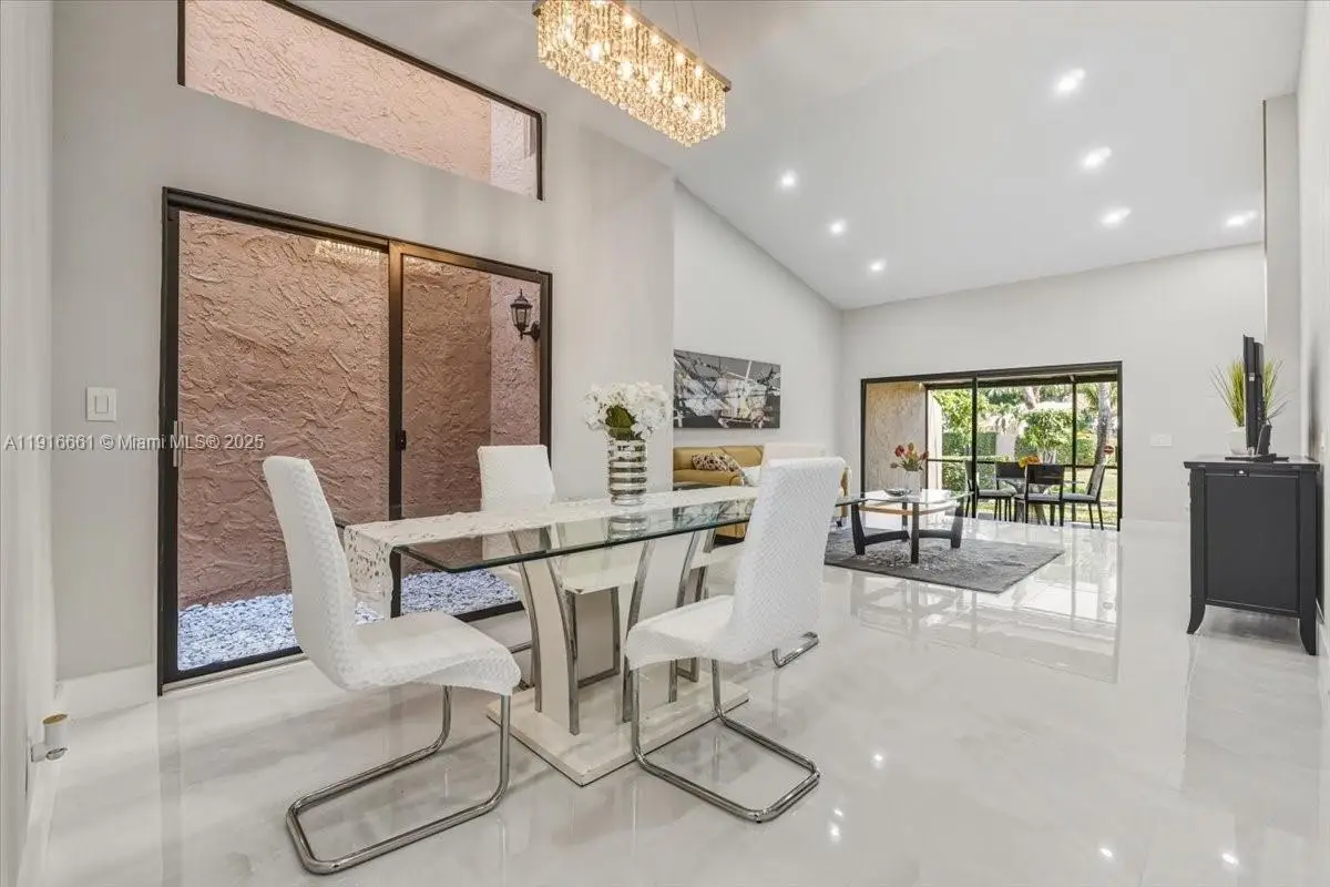 22708 Meridiana Dr, Boca Raton, FL 33433 - Image #1