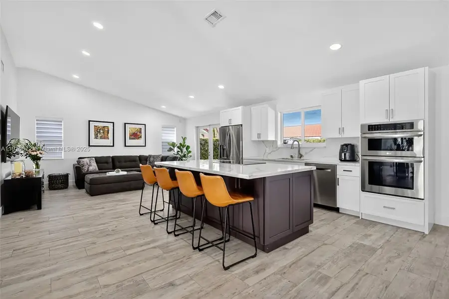 9965 SW 28th St, Miami, FL 33165 - Image #3