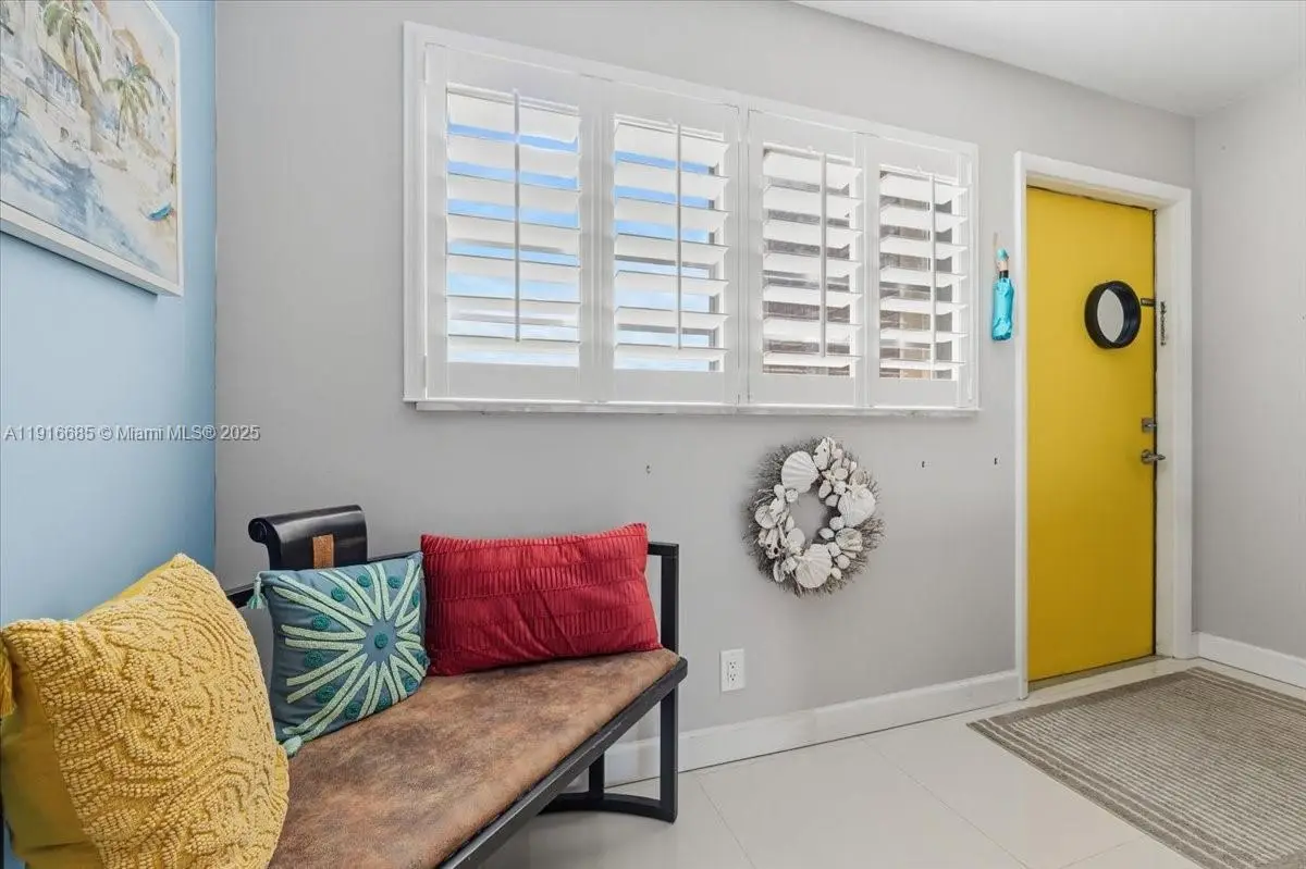 4100 Crystal Lake Dr #302, Deerfield Beach, FL 33064 - Image #1