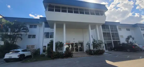 4880 NW 22nd St #301, Lauderhill, FL 33313