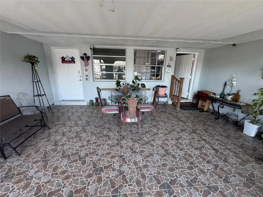 11012 SW 4th St, Sweetwater, FL 33174 - Image #2