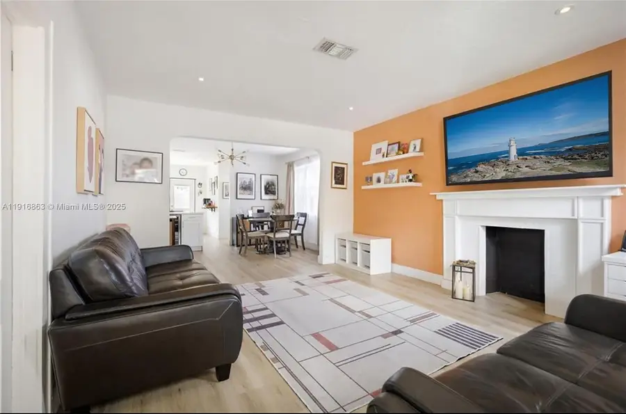 3422 SW 25th St, Miami, FL 33133 - Image #3