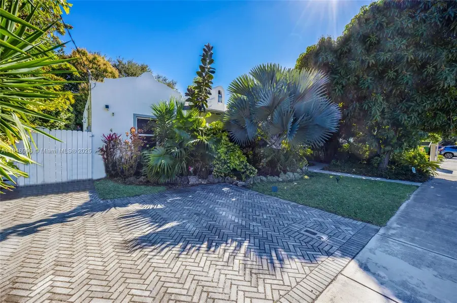 12125 NE 5th Ave, North Miami, FL 33161 - Image #3