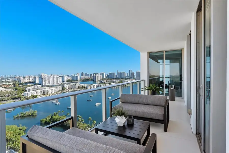 17301 Biscayne Blvd #2202, North Miami Beach, FL 33160 - Image #2