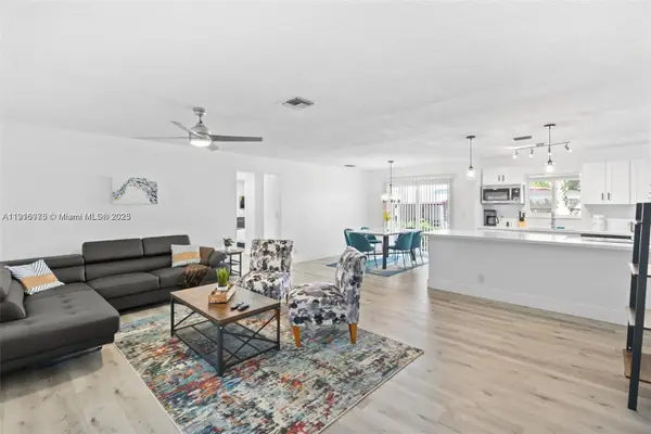 1408 NE 24th St, Wilton Manors, FL 33305