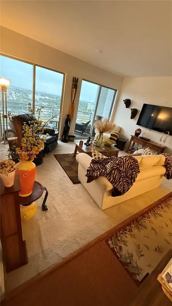 1830 Radius Dr #1106, Hollywood, FL 33020