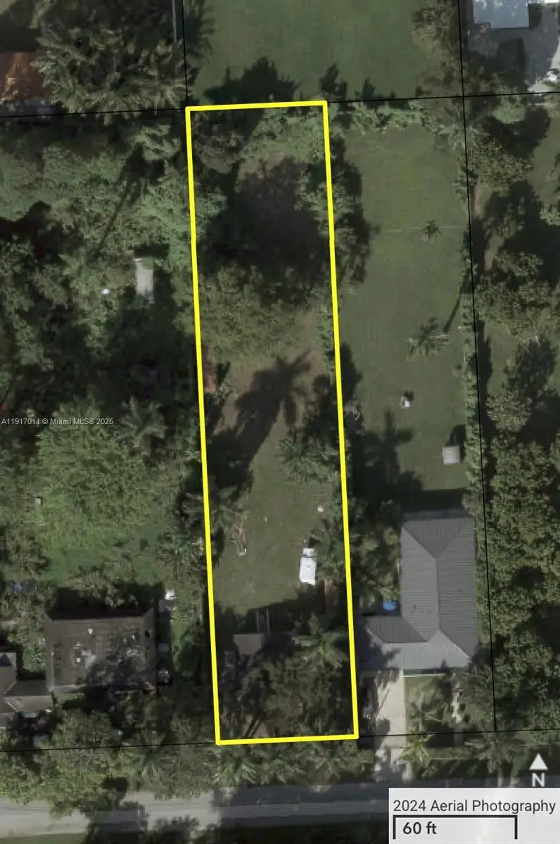 411 NE 152nd St, Miami, FL 33162 - Image #1
