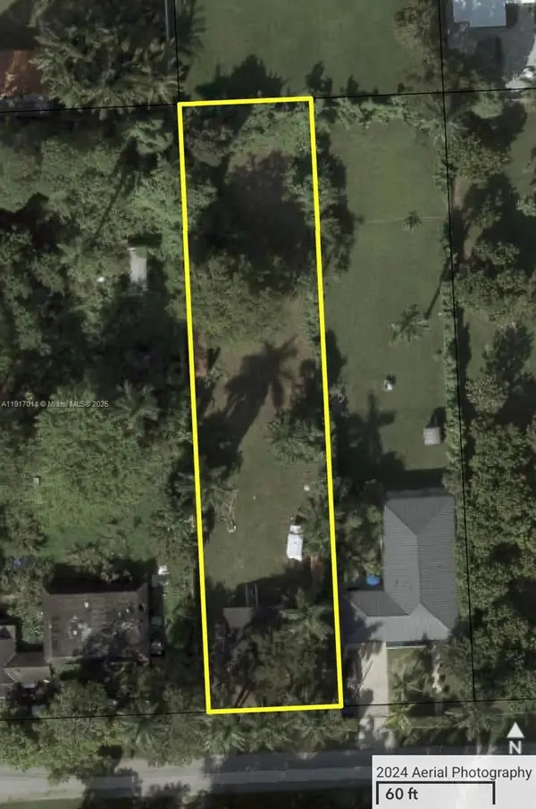 411 NE 152nd St, Miami, FL 33162