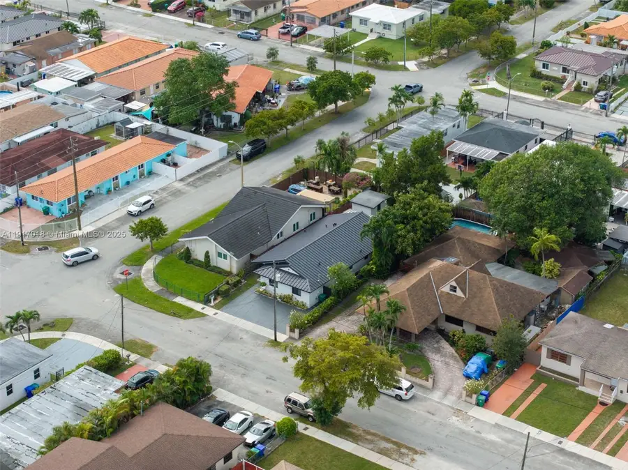 Address Withheld By Seller, Miami, FL 33126 - Image #3
