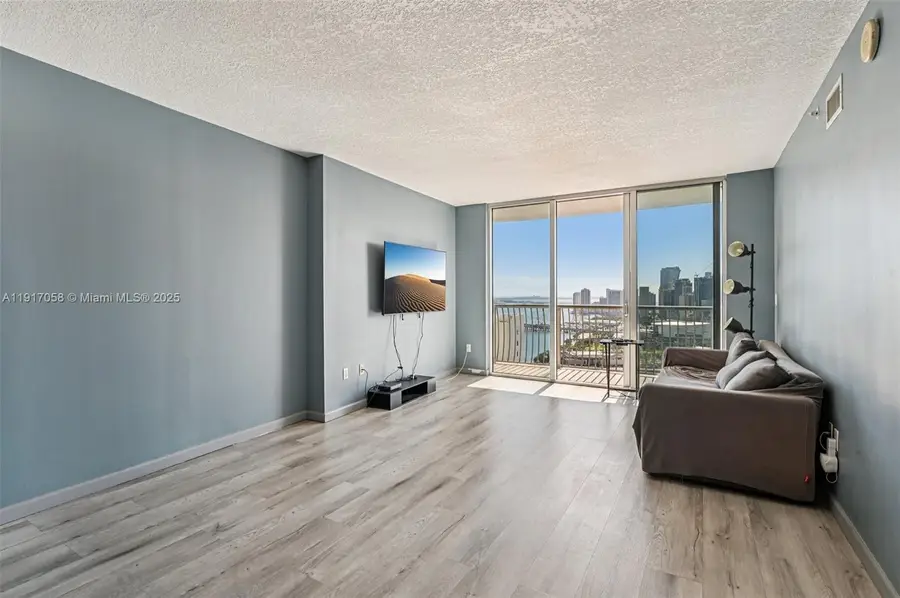 1750 N Bayshore Dr #4210, Miami, FL 33132 - Image #3