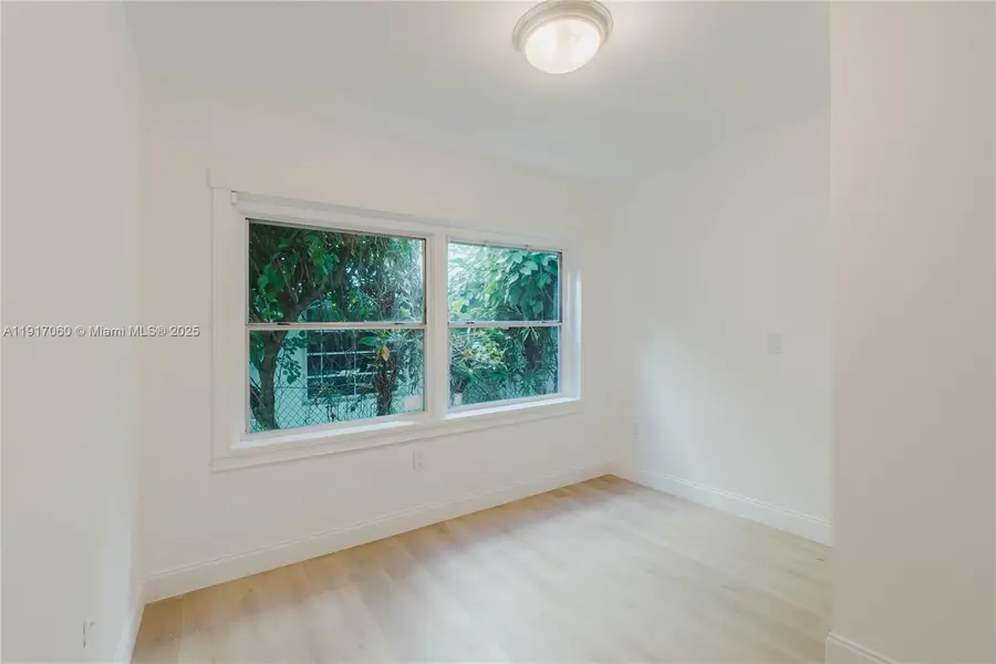 1555 Pennsylvania Ave #108, Miami Beach, FL 33139 - Image #3