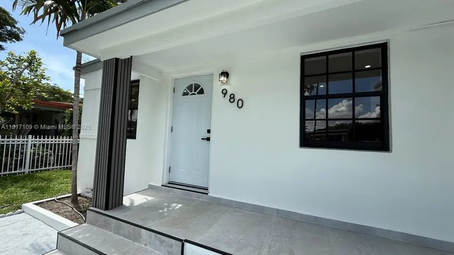 980 NE 146th St, North Miami, FL 33161 - Image #2