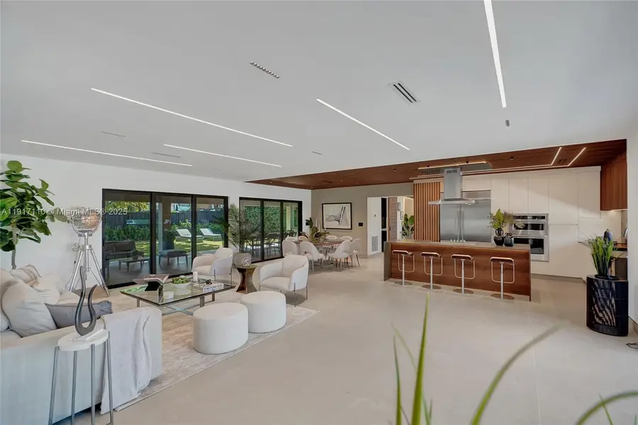 1970 NE 188th St, North Miami Beach, FL 33179 - Image #2