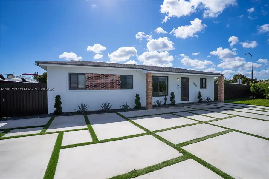 10060 SW 152nd Ter, Miami, FL 33157 - Image #2