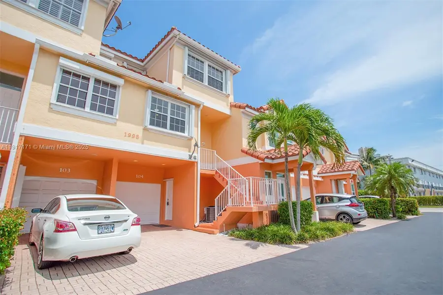 1998 NE 7th St #104, Deerfield Beach, FL 33441 - Image #2