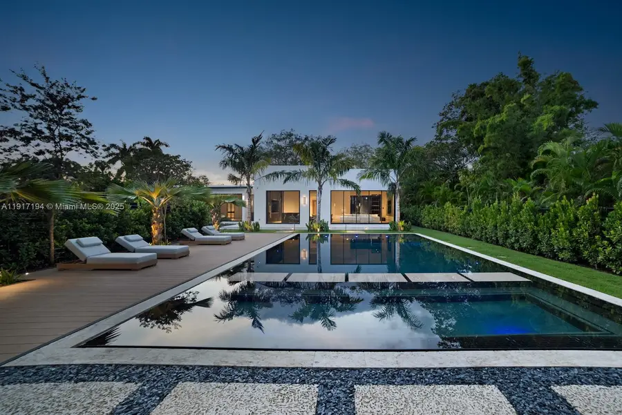 7051 SW 69th Ave, South Miami, FL 33143 - Image #3