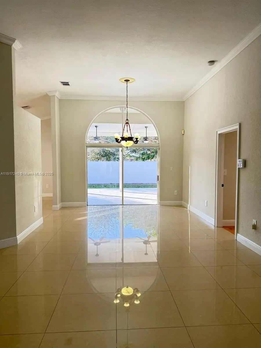 9454 SW 166th Ct, Miami, FL 33196 - Image #2