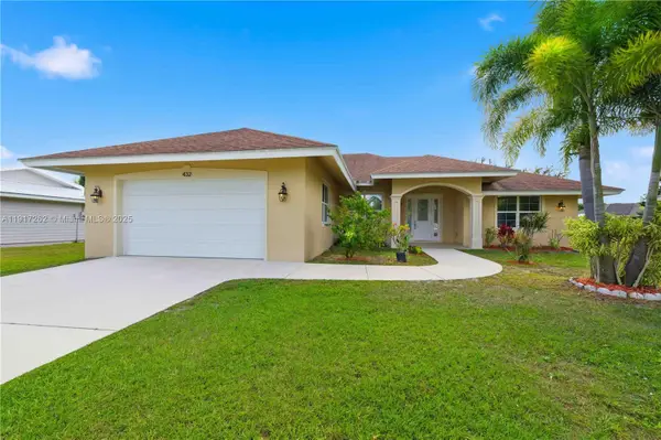 432 SW Parish Ter, St Lucie West, FL 34984