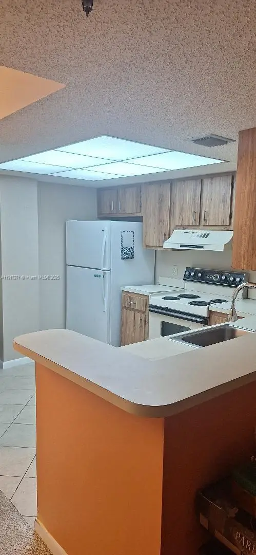 5530 NW 44th St #113C, Lauderhill, FL 33319 - Image #2